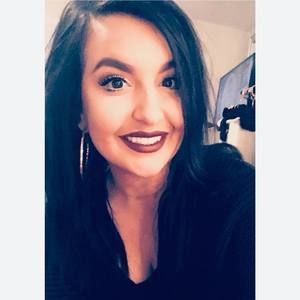 Meet your Posher, Briana